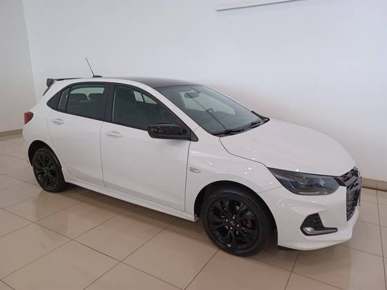 CHEVROLET ONIX 1.0 TURBO FLEX RS AUTOMÁTICO CHEVROLET ONIX 1.0 TURBO FLEX RS AUTOMÁTICO